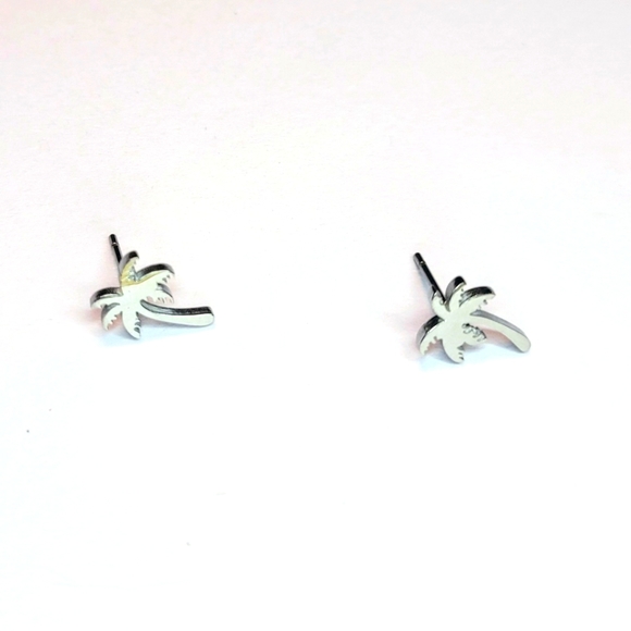 Set of palm tree shaped silver color stainless steel stud earrings. Brand new. - Picture 2 of 3